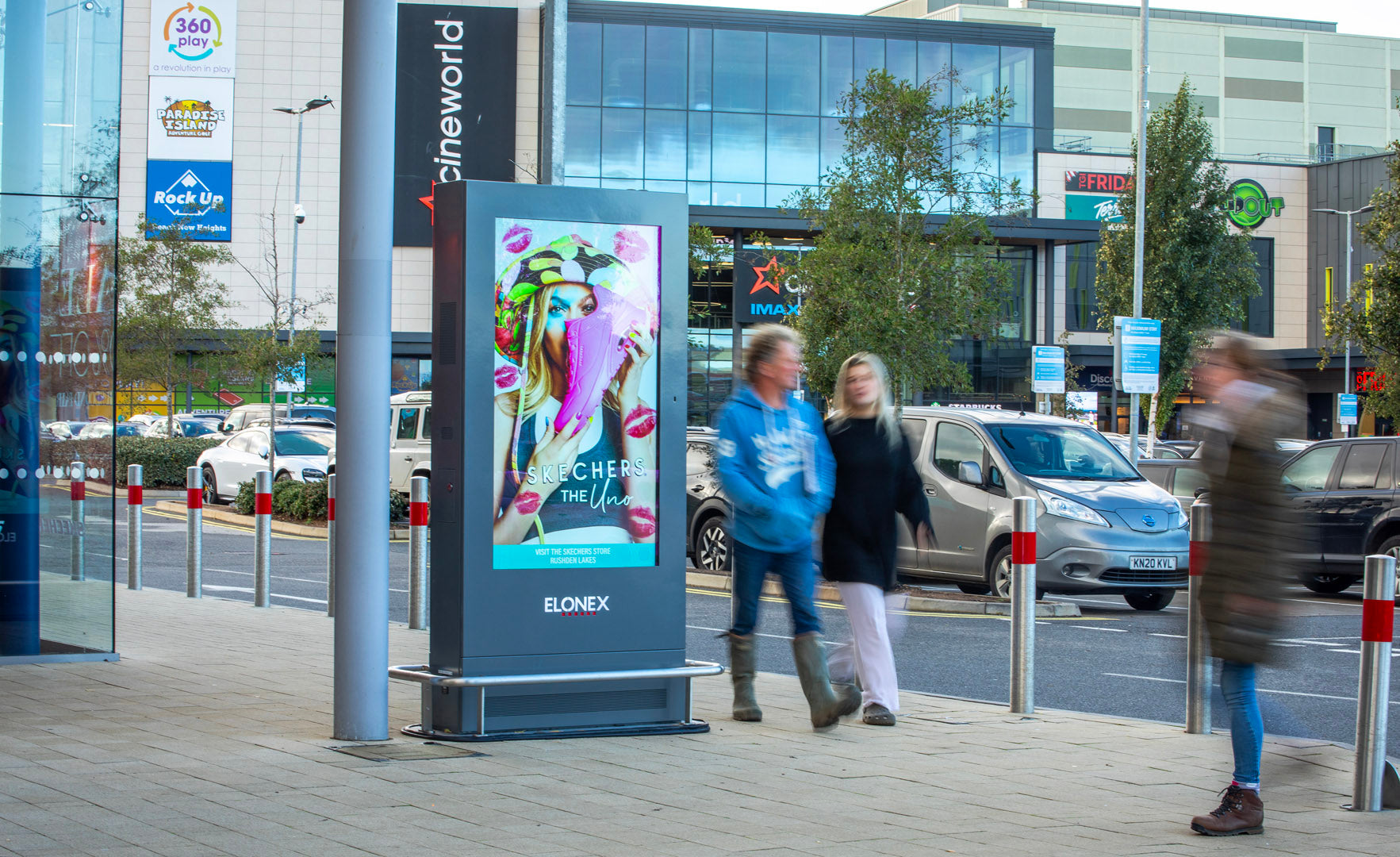 New D6 Screens Launched at Rushden Lakes