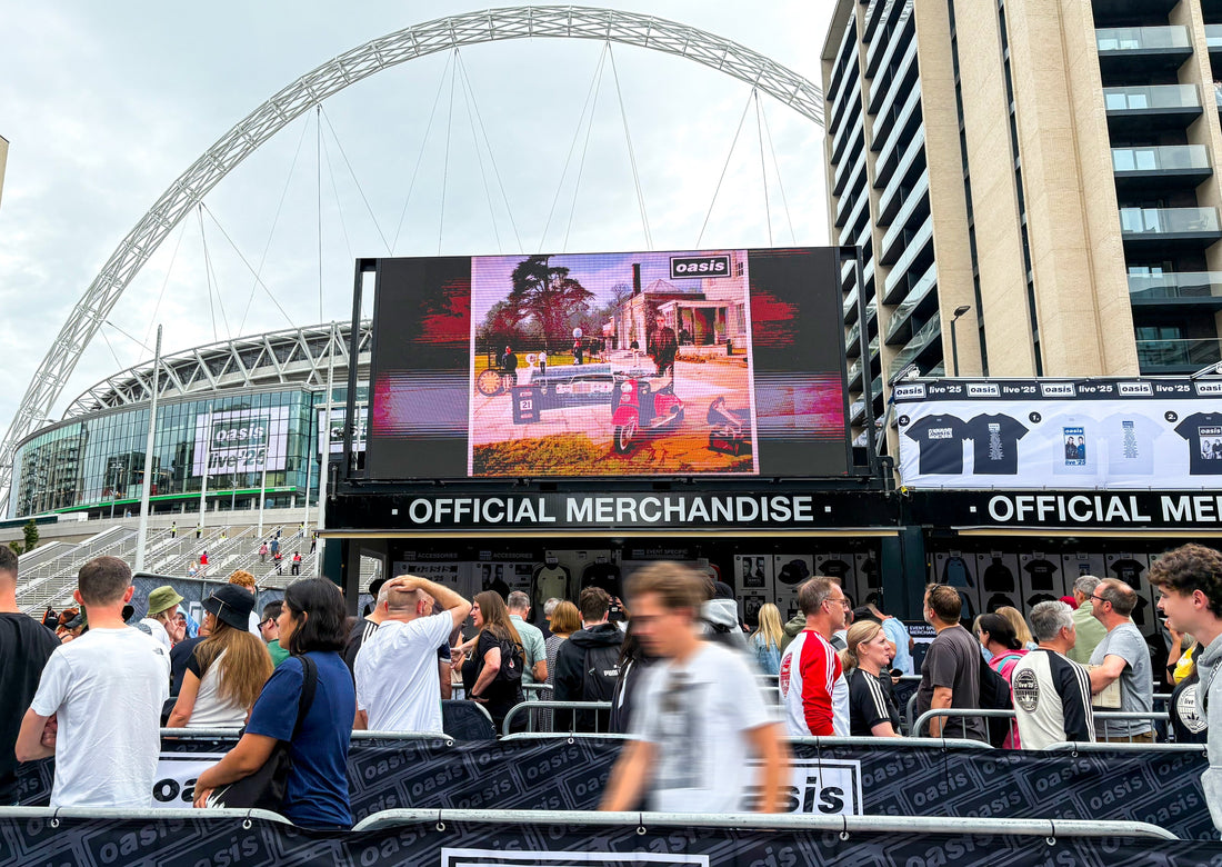 Lighting Up Oasis at Wembley Stadium