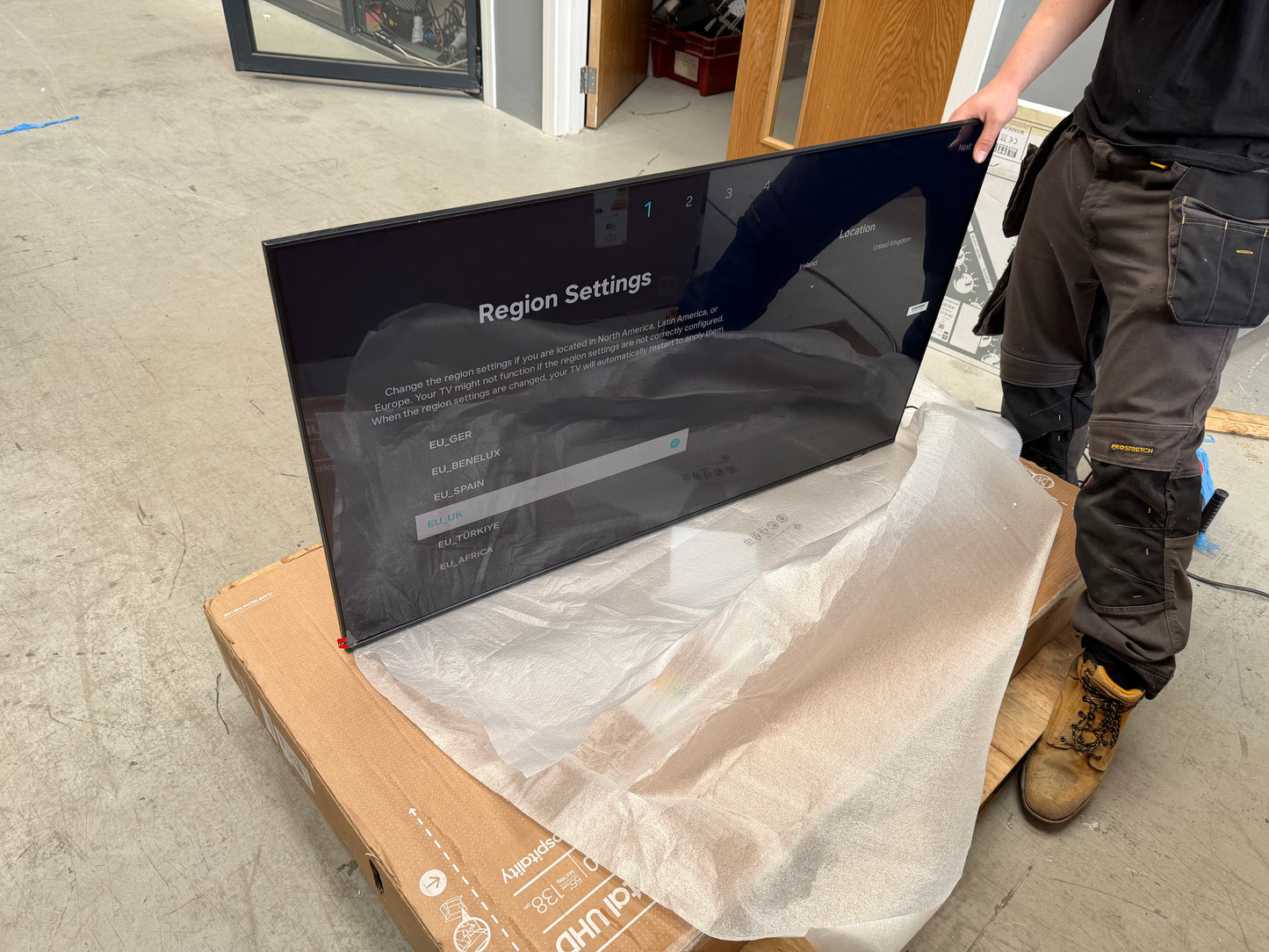 Samsung 50" 50BHU800 UHD Smart TV