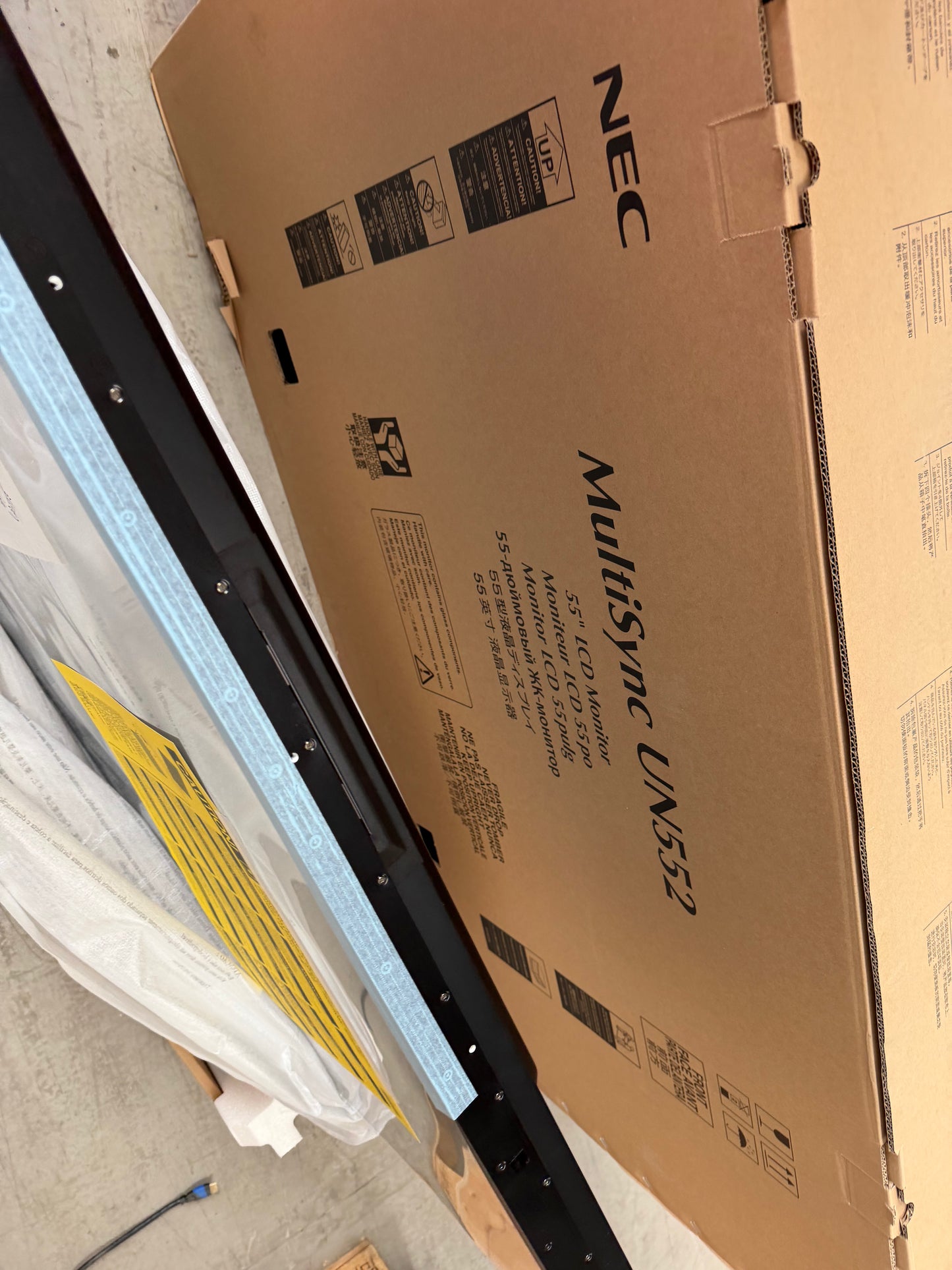 NEC UN552 55" UN Series Video Wall Display