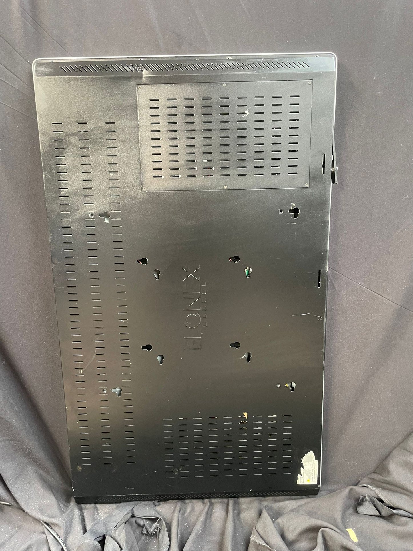 42” LCD  SCREEN - PF42LNX-5YW (Ex-Display)