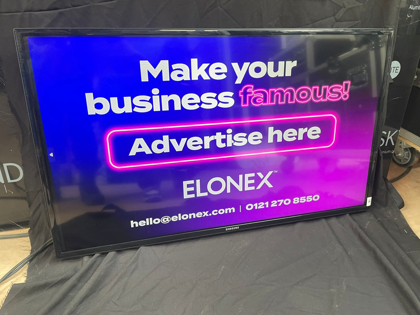 55” LCD  SCREEN - L550TH1 (Ex-Display)