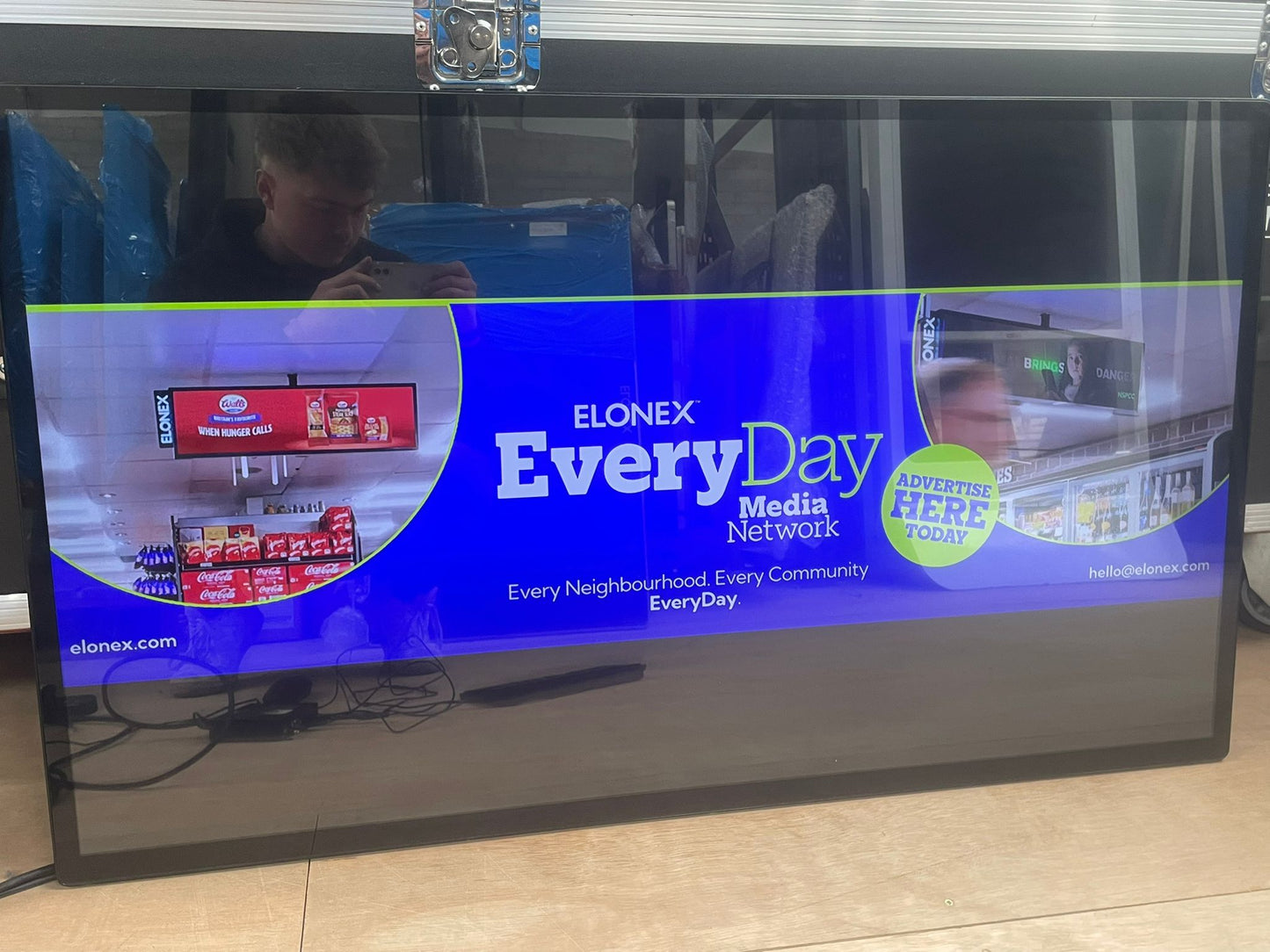 50” LCD  SCREEN - AD502-HDNT-BBWI-AV-V1 (Ex-Display)